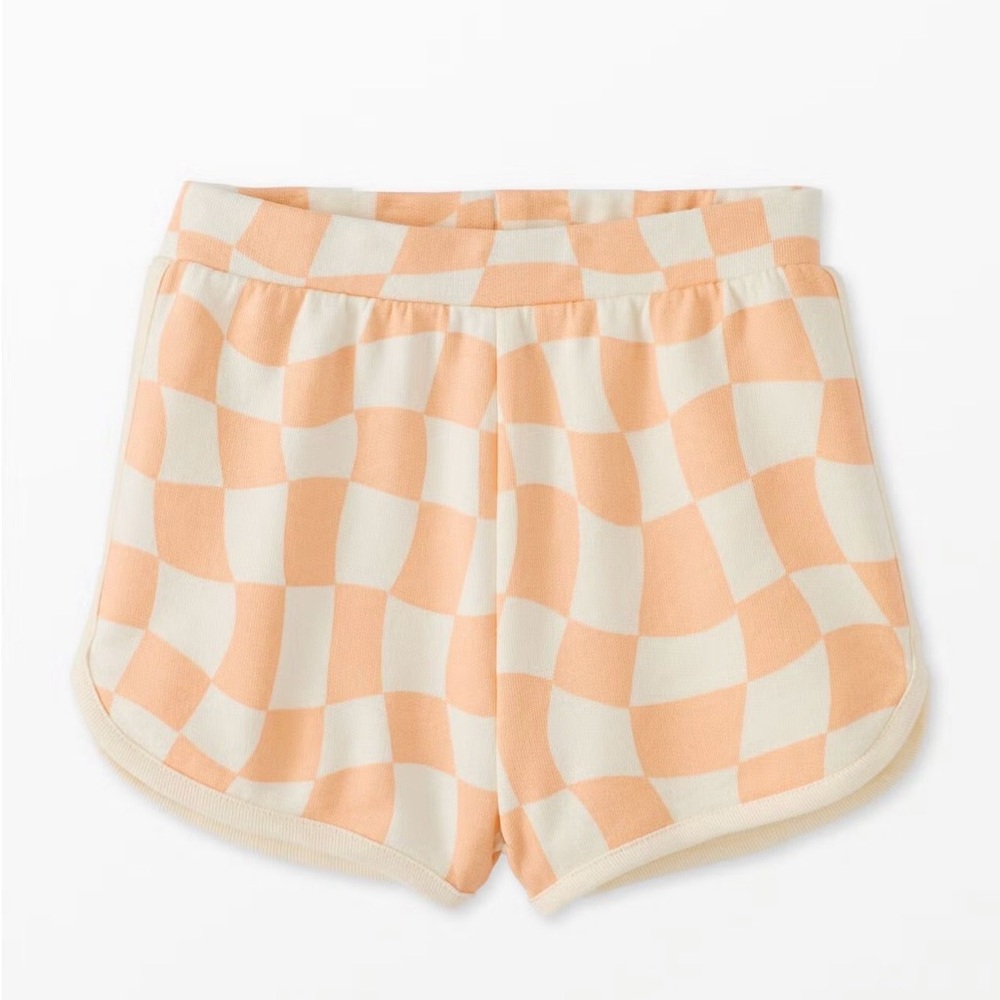 Hanna Andersson French Terry Dolphin Vent Shorts in Pink Wavy Check
